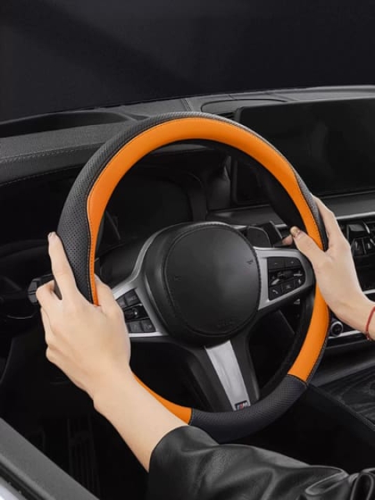Bọc vô lăng Lynk & Co 900